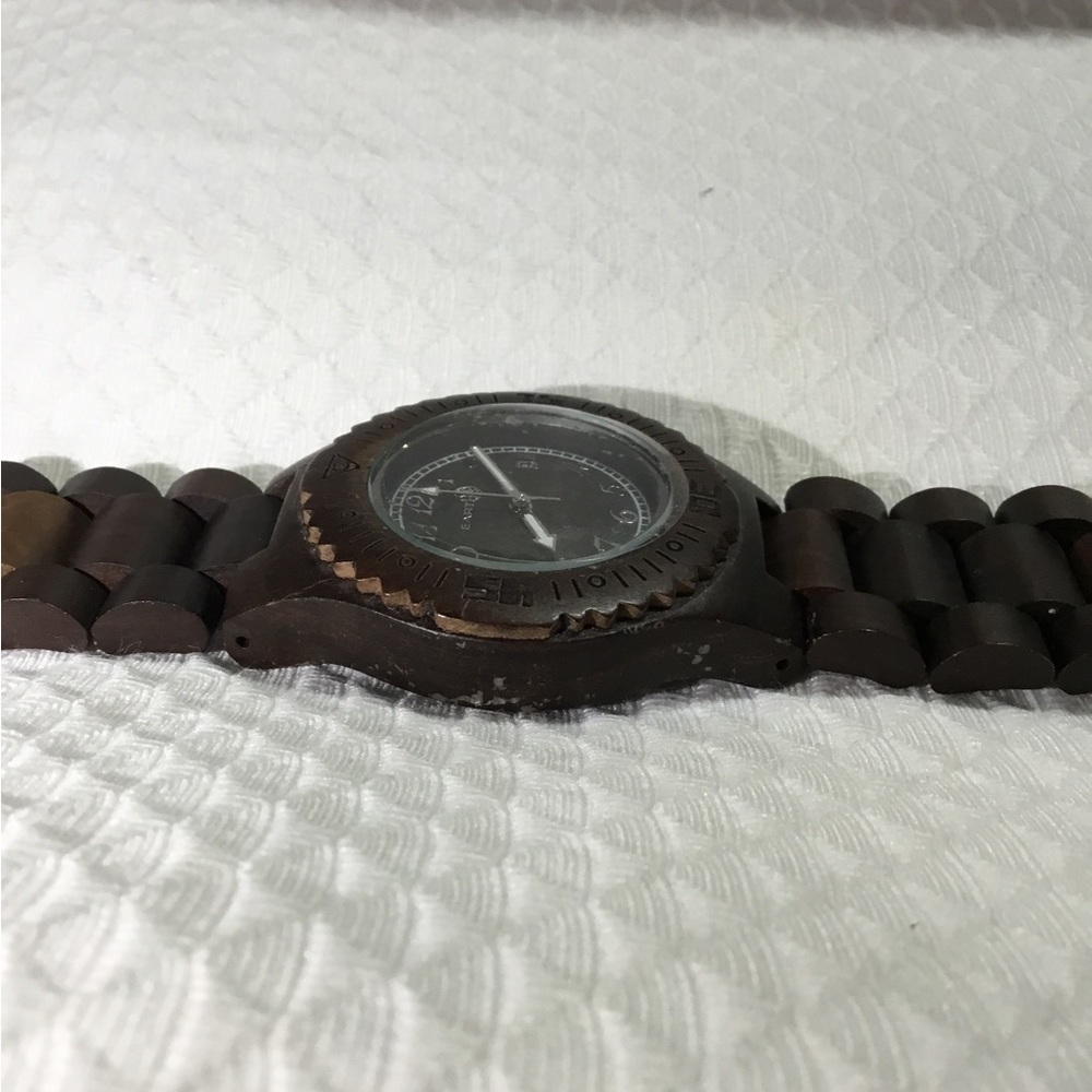 Earth watch - Picture 2 of 12